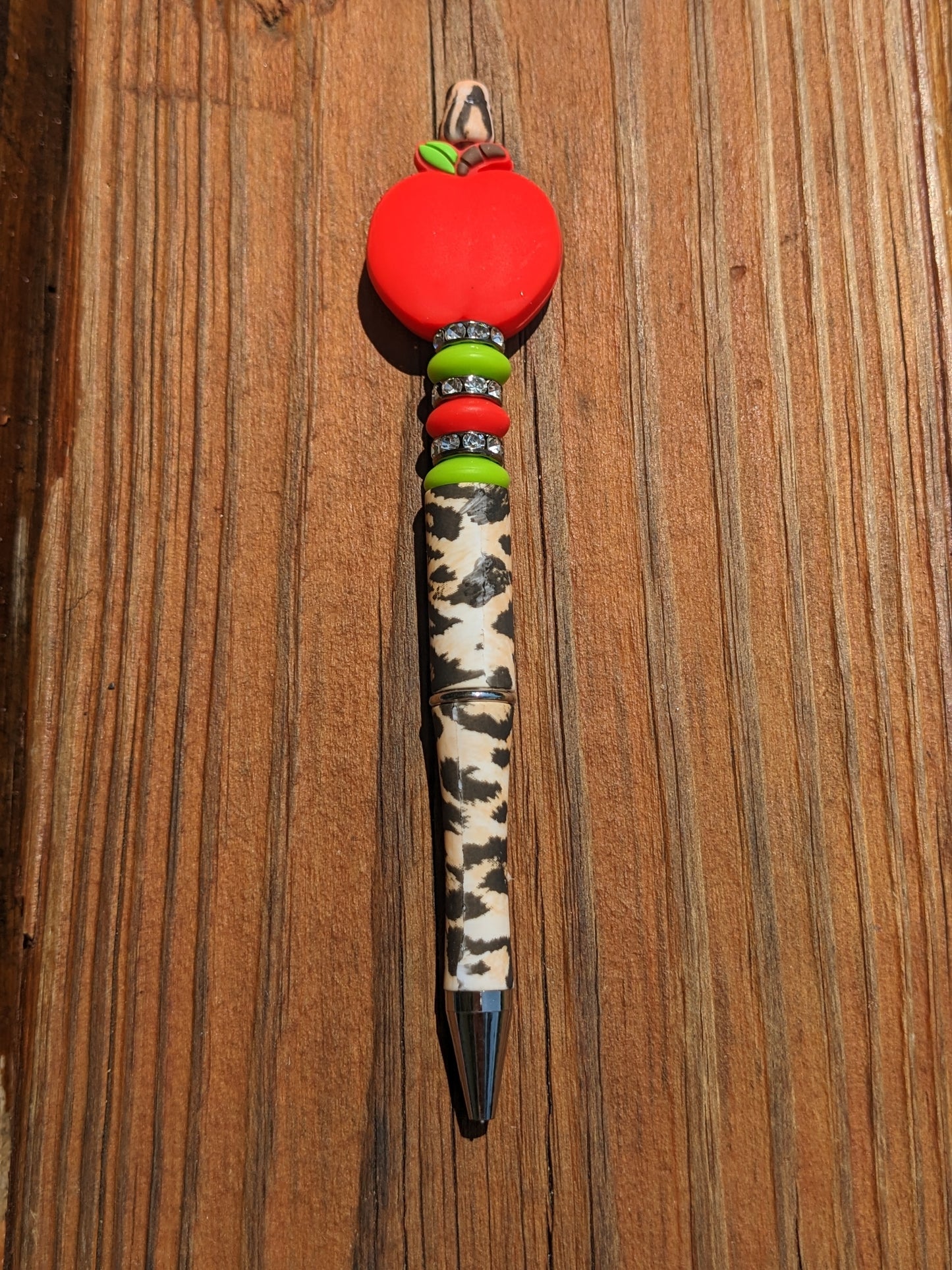 Leopard Apple Pen
